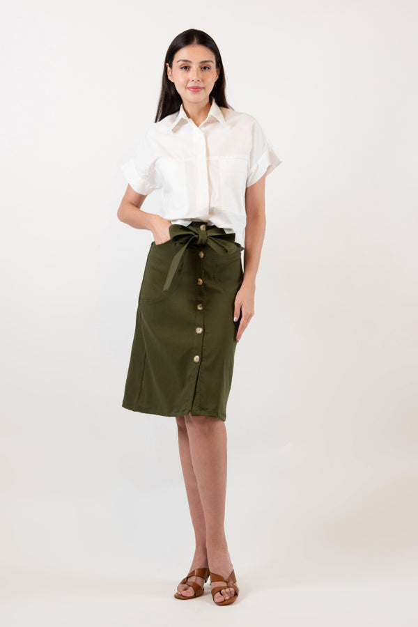 Green skirt shop with belt