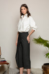 SELLAH Flap Cropped Pants (Black)